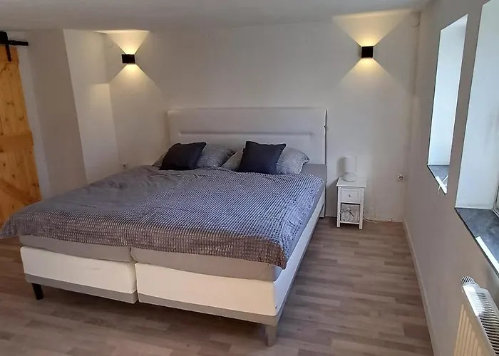 Naehe Marburg Und Giessen * Fronhausen